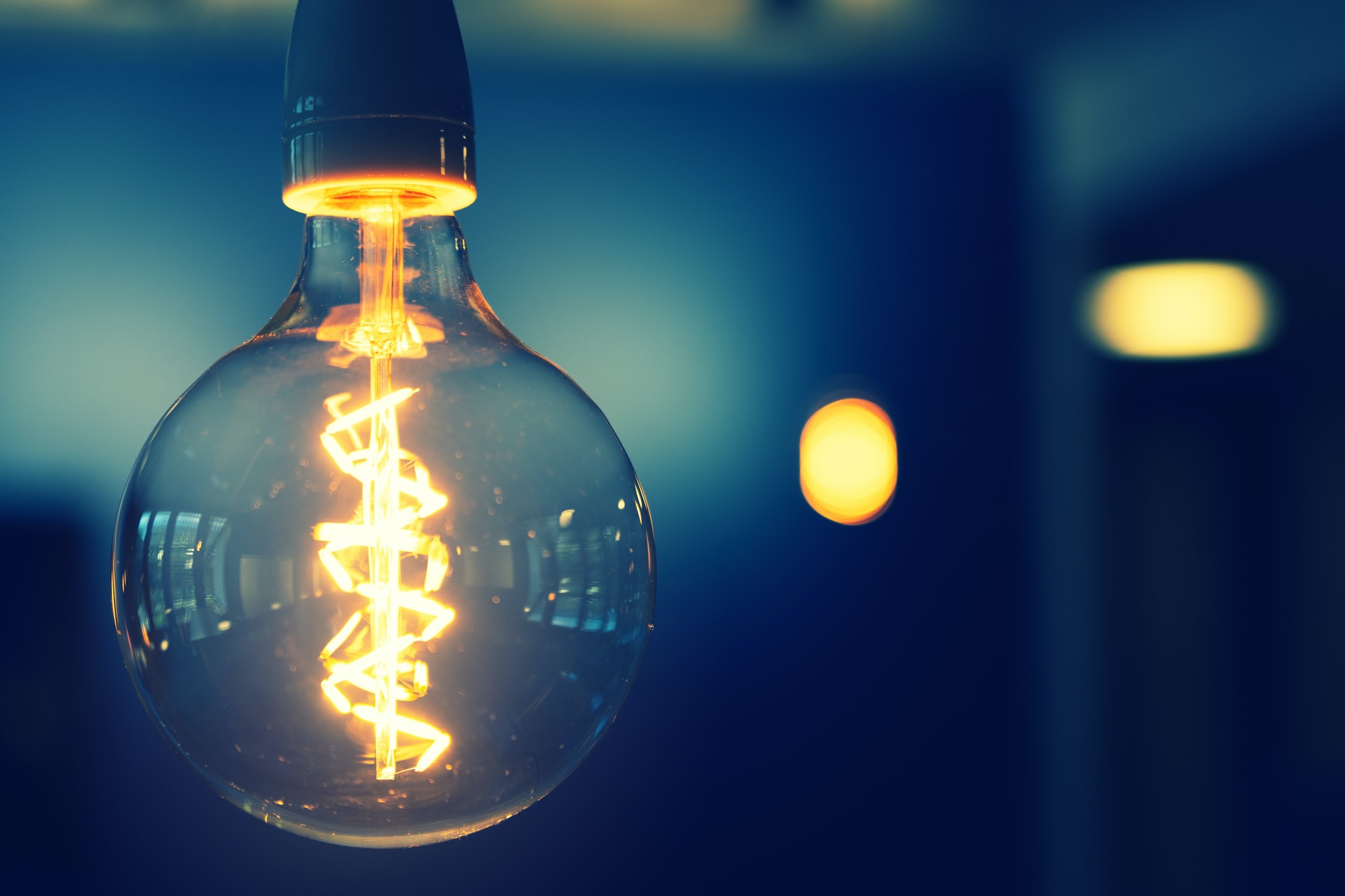 Lampy loftowe – ich charakterystyka i najpopularniejsze modele